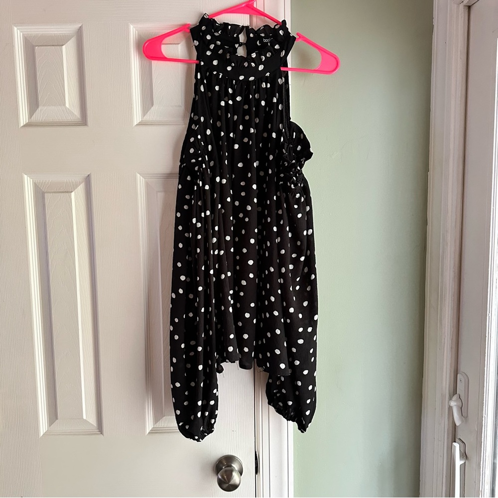 BooHoo Long sleeve cold shoulder polka dot top plus US20